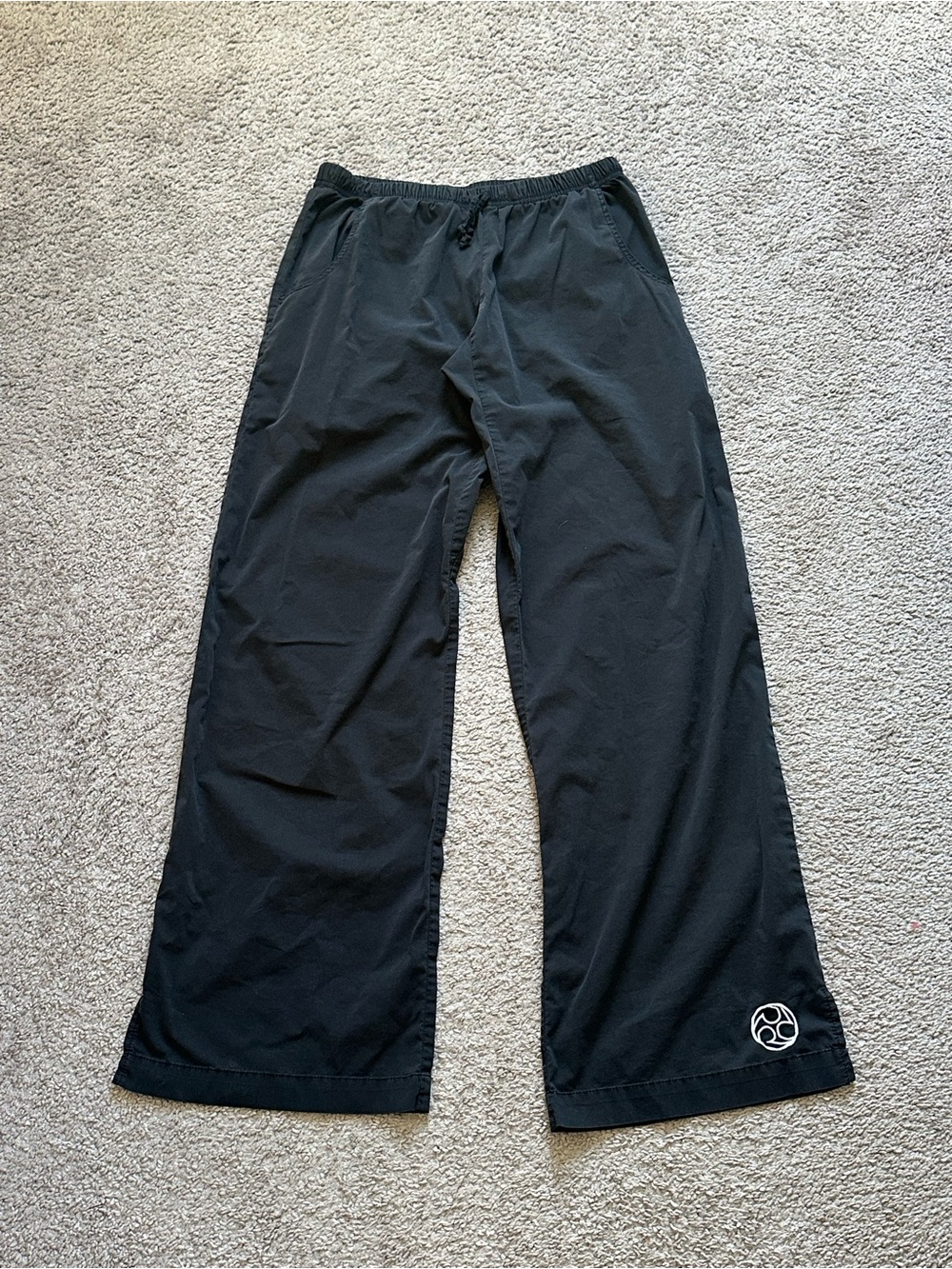 Be Present yoga Pants L Drawstring Elastic Waist Pockets Straight